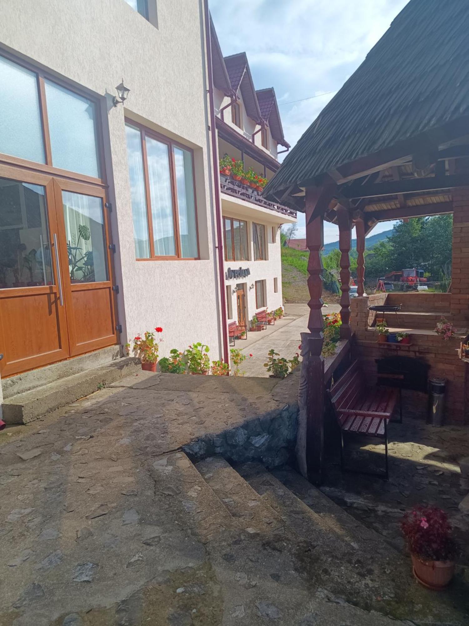 Pensiunea In Poiana Glod  Luaran gambar