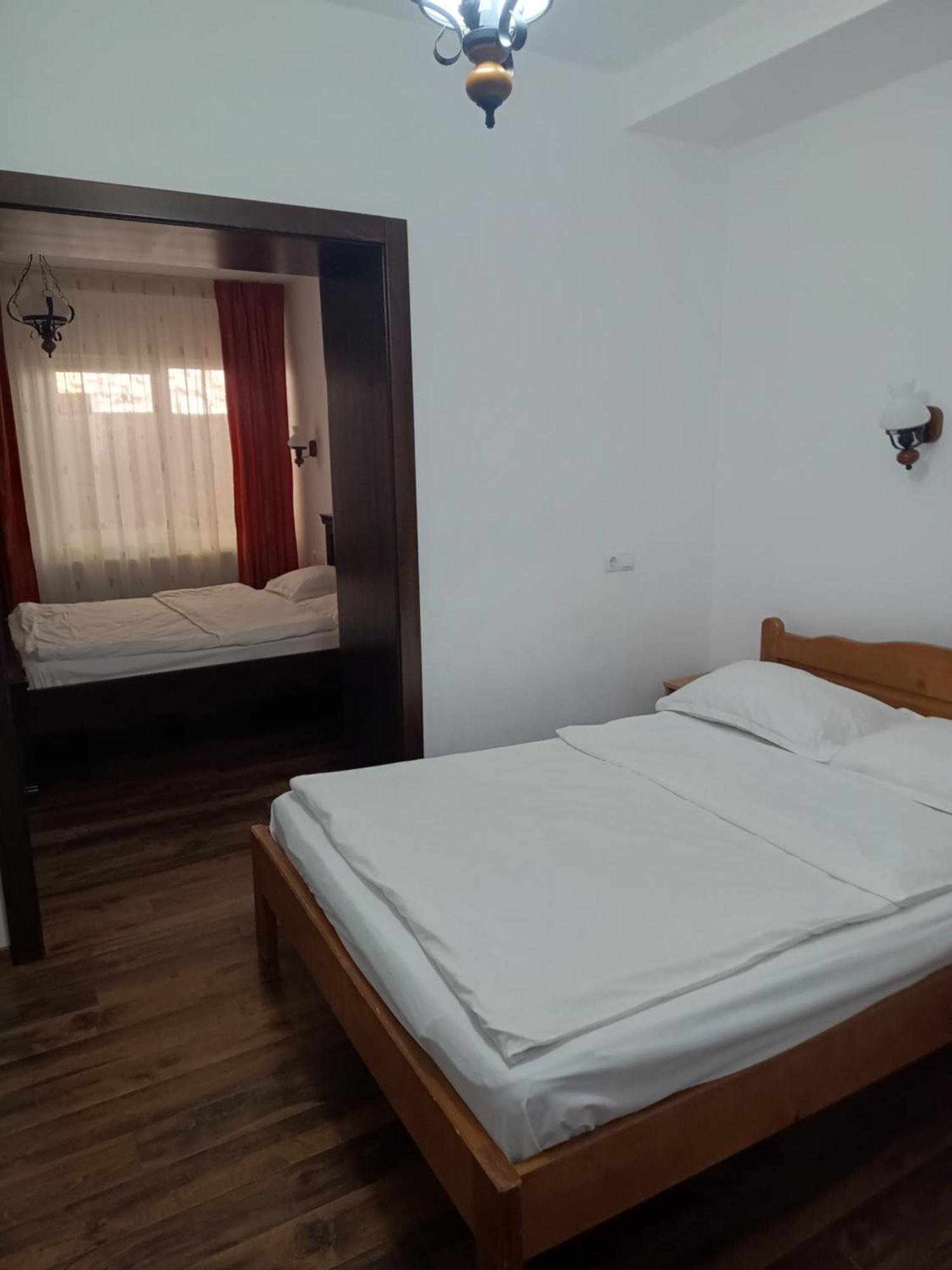 Pensiunea In Poiana Glod  Luaran gambar